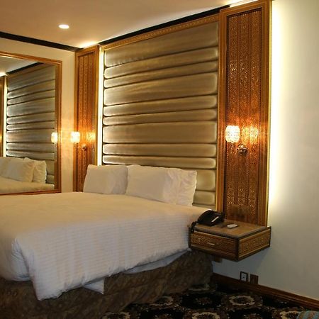 Indus Hotel Hyderabad Exterior photo