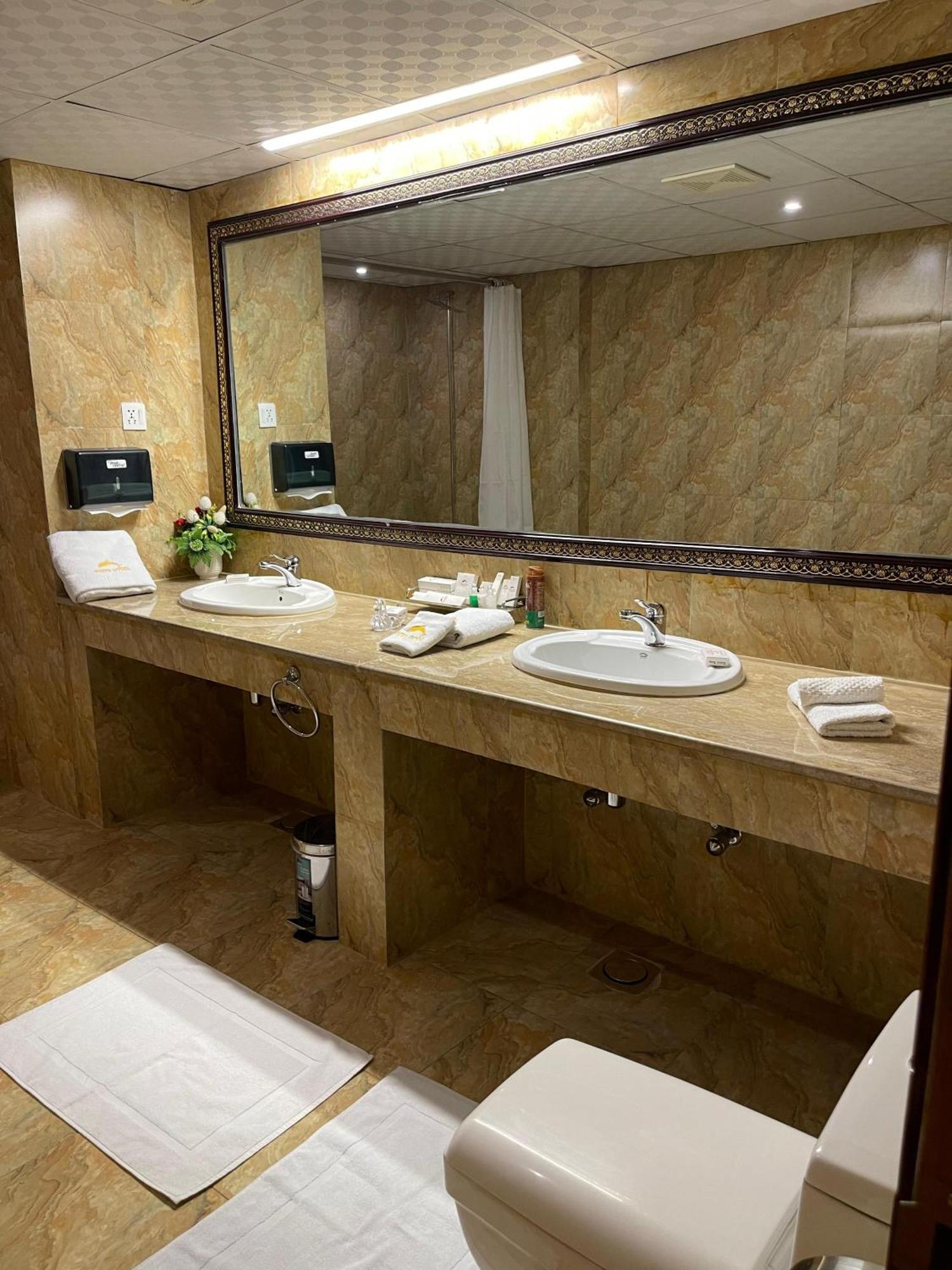 Indus Hotel Hyderabad Exterior photo