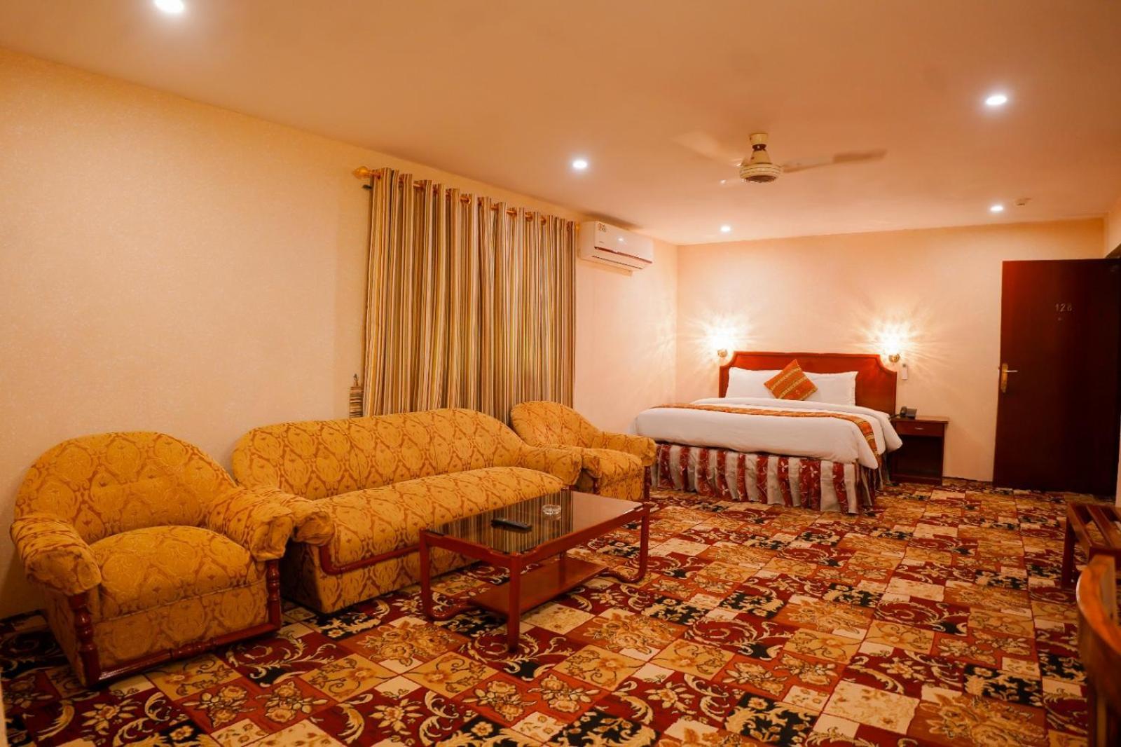 Indus Hotel Hyderabad Exterior photo